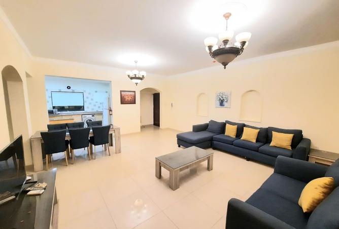 985387 - Property Main Image