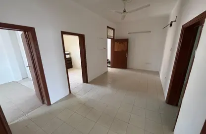 Apartment - 3 Bedrooms - 1 Bathroom for rent in Riffa Al Sharqi - Riffa - Southern Governorate