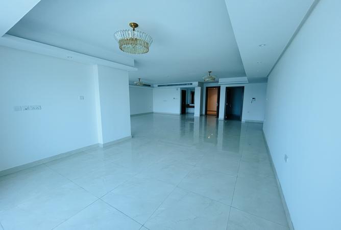 952438 - Property Image 3