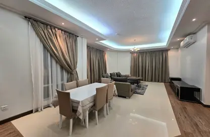 Apartment - 3 Bedrooms - 3 Bathrooms for rent in Busaiteen - Muharraq Governorate