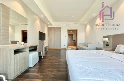 Apartment - 1 Bathroom for rent in Sanabis - Manama - Capital Governorate