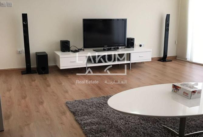 983377 - Property Image 2