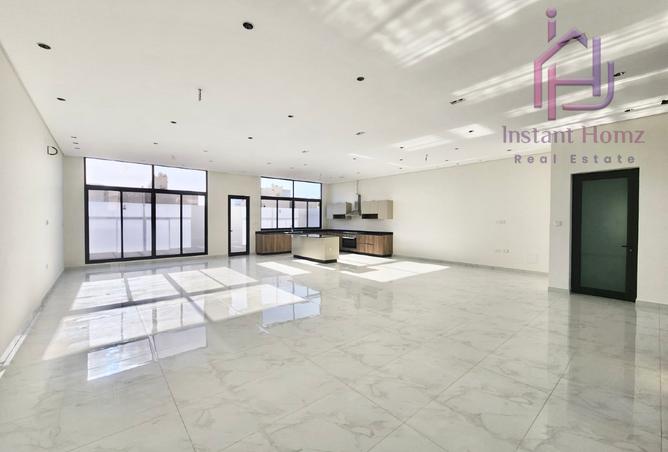 968595 - Property Image 3