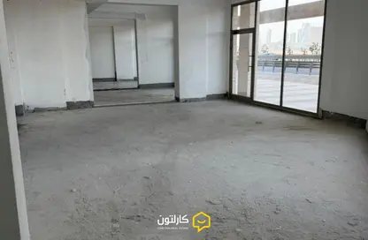 Show Room - Studio - 3 Bathrooms for rent in Busaiteen - Muharraq Governorate