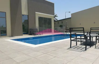 مجمع سكني - 4 غرف نوم - 5 حمامات للايجار في الجنبية - المحافظة الشمالية