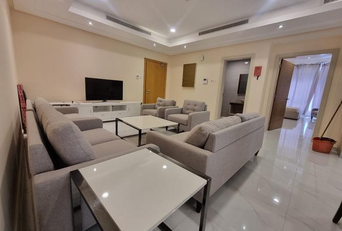 957643 - Property Image 2