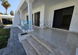 Terrace image for: Villa - 3 bedrooms - 4 bathrooms for rent in Janabiya - Northern Governorate, Image 1