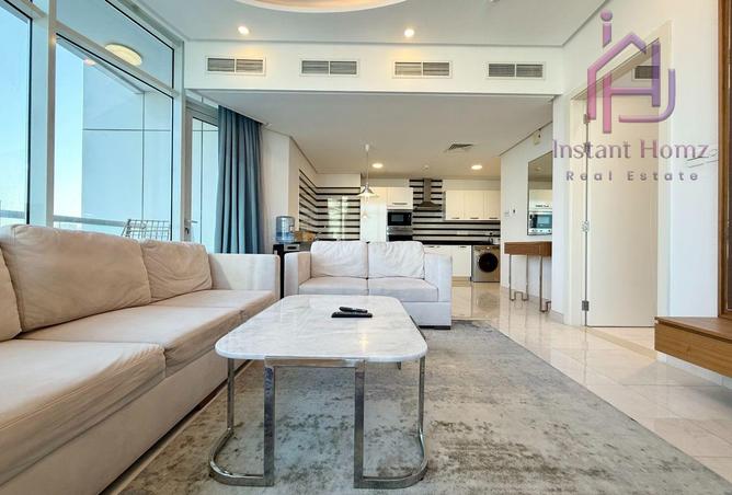 990239 - Property Image 2