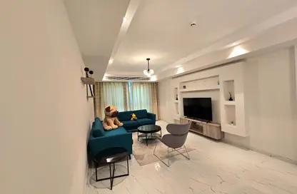 Apartment - 2 Bedrooms - 3 Bathrooms for rent in Busaiteen - Muharraq Governorate