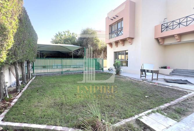 979575 - Property Image 2