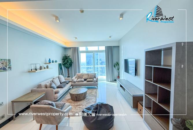 989338 - Property Image 2