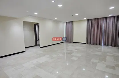 Apartment - 3 Bedrooms - 3 Bathrooms for sale in Saar - Northern Governorate