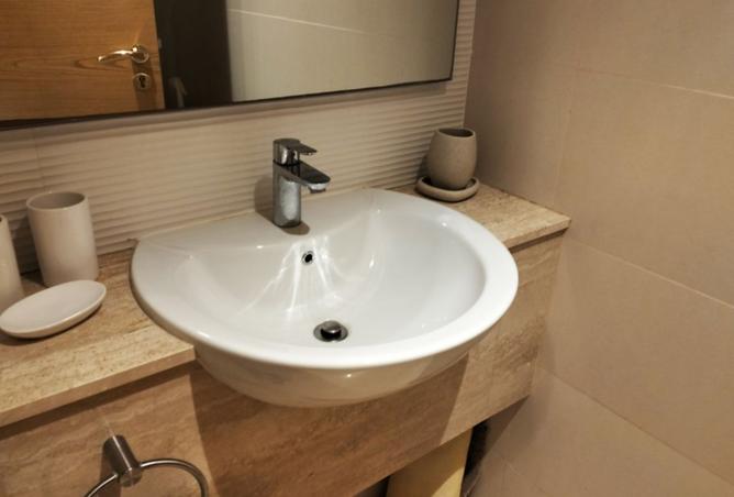 974296 - Property Image 3