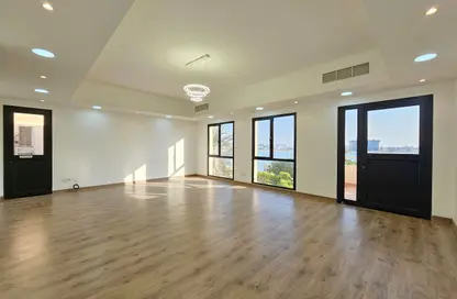 شقة - 3 غرف نوم - 3 حمامات للبيع في شارع أمواج - أمواج - المحرق