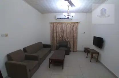 Living Room image for: Apartment - 1 Bedroom - 1 Bathroom for rent in Bu Ghazal - Manama - Capital Governorate, Image 1