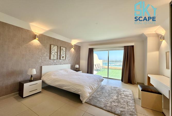 967292 - Property Image 2