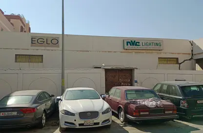 Warehouse - Studio - 3 Bathrooms for rent in Salmabad - Central Governorate