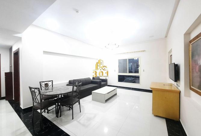 965923 - Property Image 2