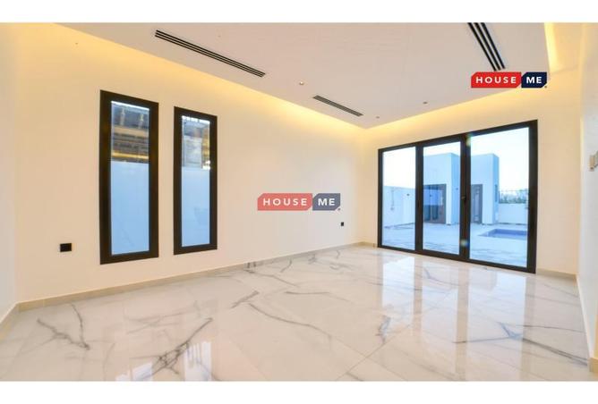 919068 - Property Image 3