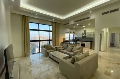 Apartment - 2 Bedrooms - 2 Bathrooms for rent in Um Al Hasam - Manama - Capital Governorate