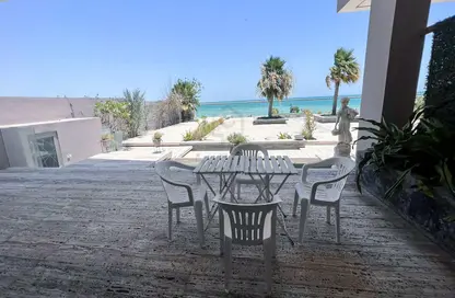 Villa - 5 Bedrooms - 6 Bathrooms for sale in Amwaj Islands - Muharraq Governorate