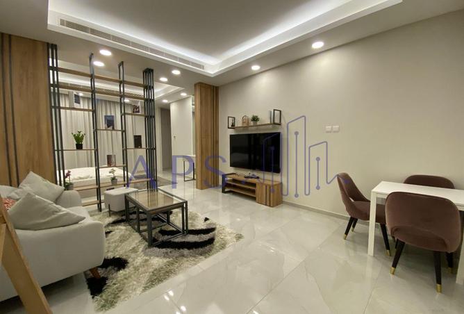 954518 - Property Image 2