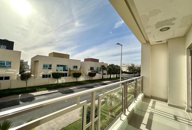 967269 - Property Main Image