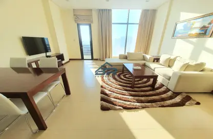 Apartment - 2 Bedrooms - 3 Bathrooms for rent in Al Juffair - Capital Governorate