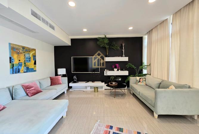 968800 - Property Main Image