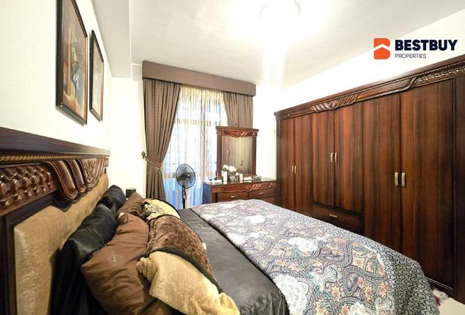 954249 - Property Image 2