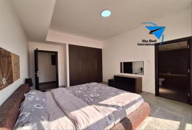 790043 - Property Image 2