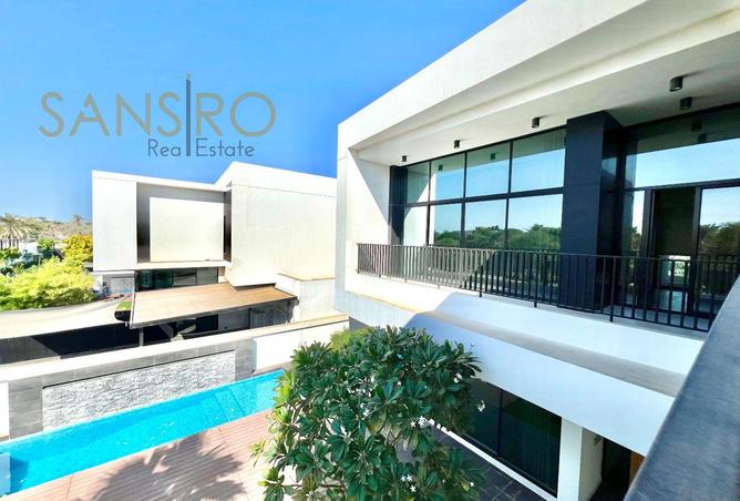 980569 - Property Image 2