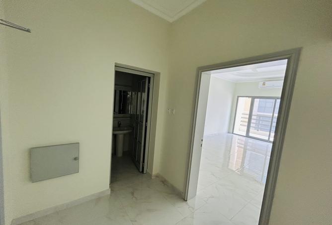 961543 - Property Image 3