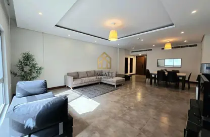 Apartment - 2 Bedrooms - 2 Bathrooms for sale in Amwaj Avenue - Amwaj Islands - Muharraq Governorate