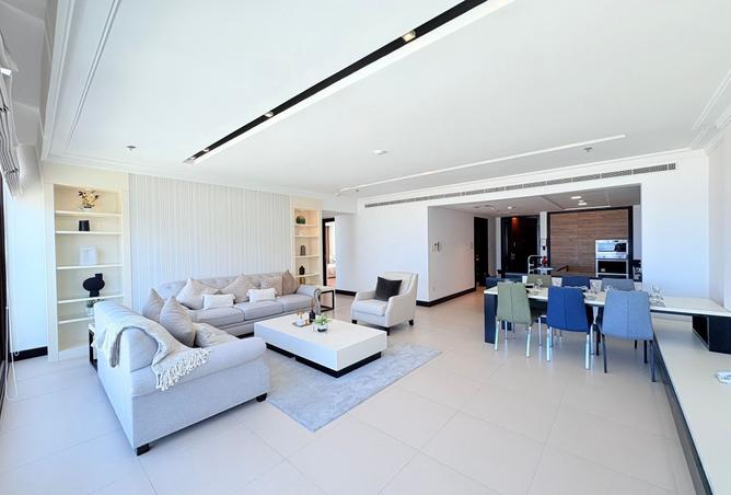 984415 - Property Image 3