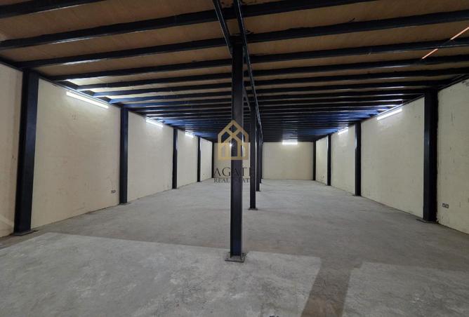 952215 - Property Image 3