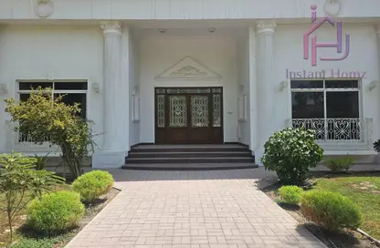 Villa - 4 Bedrooms - 5 Bathrooms for rent in Saar - Northern Governorate