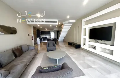 Duplex - 2 Bedrooms - 3 Bathrooms for rent in Al Juffair - Capital Governorate