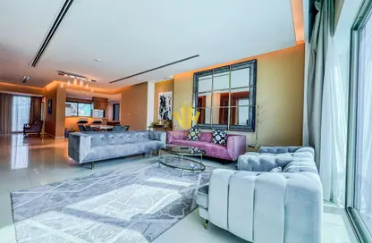 Apartment - 3 Bedrooms - 5 Bathrooms for rent in Reef Island - Capital Governorate Apartment - 3 Bedrooms - 5 Bathrooms for rent in Reef Island - Capital Governorate