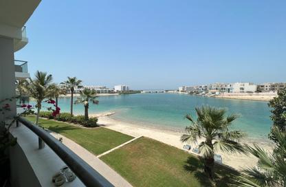 Apartment - 4 Bedrooms - 4 Bathrooms for sale in Tala Island - Amwaj Islands - Muharraq Governorate