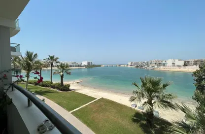Apartment - 4 Bedrooms - 4 Bathrooms for sale in Tala Island - Amwaj Islands - Muharraq Governorate