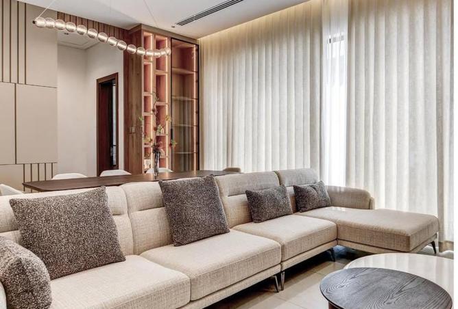 977560 - Property Image 2