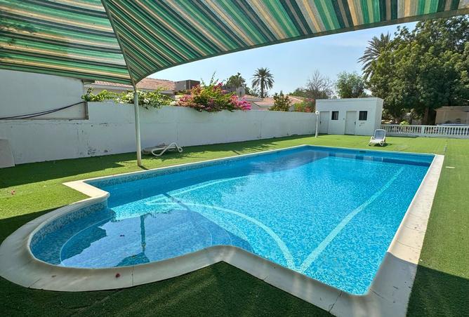 969785 - Property Image 2