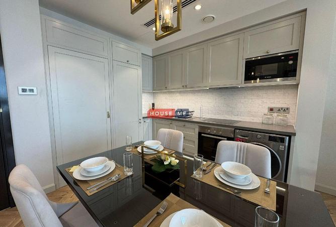 960313 - Property Image 2