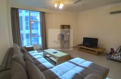 Living Room image for: Apartment - 1 Bedroom - 1 Bathroom for rent in Adliya - Manama - Capital Governorate, Image 1