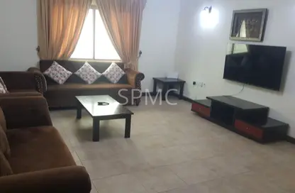 Apartment - 3 Bedrooms - 3 Bathrooms for rent in Al Juffair - Capital Governorate