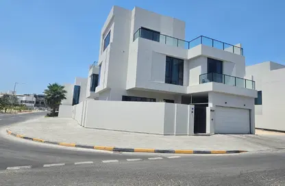 فيلا - 5 غرف نوم - 7 حمامات للبيع في سار - المحافظة الشمالية