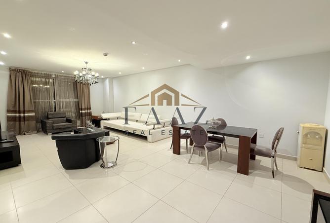 990180 - Property Image 2