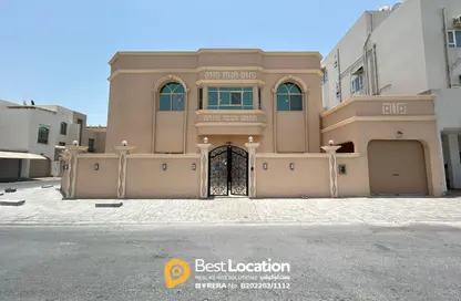 فيلا - 4 غرف نوم - 5 حمامات للبيع في الحد - المحرق