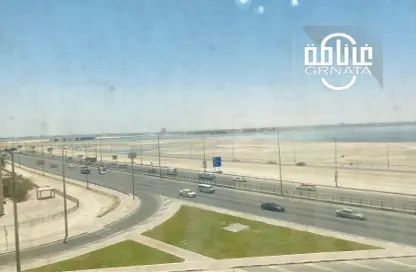 Apartment - 2 Bedrooms - 2 Bathrooms for rent in Mahooz - Manama - Capital Governorate